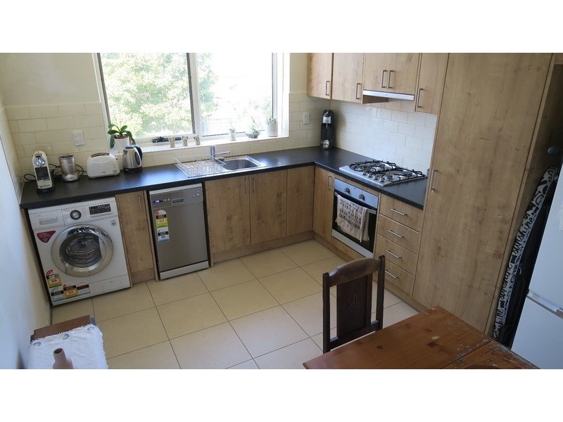 10/117 Albert Street, Seddon VIC 3011