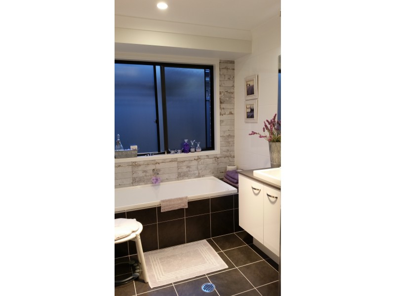 15 Milpera Road, Green Point NSW 2251