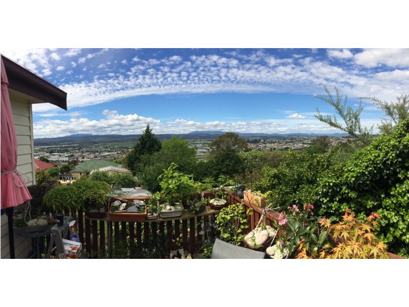 13 Broadview Crescent, Trevallyn TAS 7250
