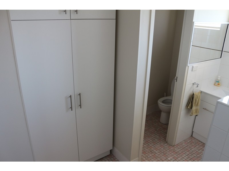 4/2 May Street, Altona North VIC 3025