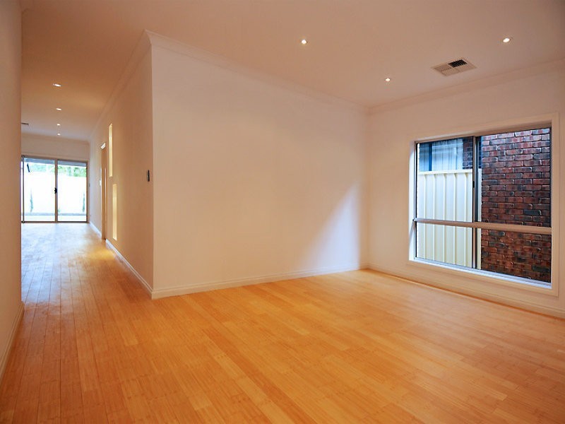 4 Florey Street, Seaton SA 5023