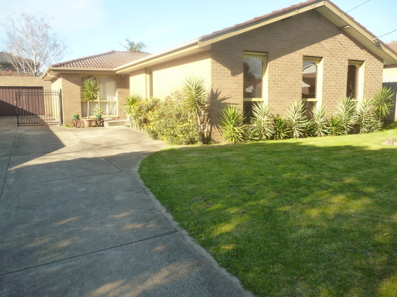59 Phoenix Drive, Wheelers Hill VIC 3150