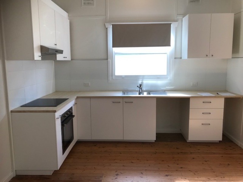 561 Pacific Highway, Wyoming NSW 2250