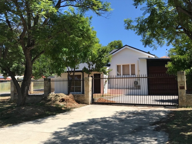 59 Clydesdale Street, Como WA 6152