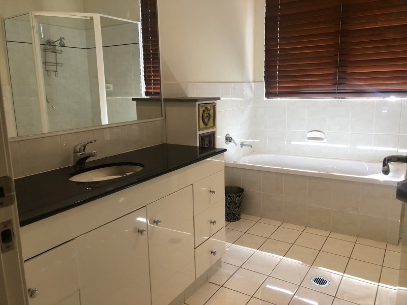 1/101 Stanhill Drive, Surfers Paradise QLD 4217