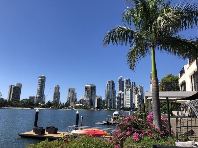 1/101 Stanhill Drive, Surfers Paradise QLD 4217