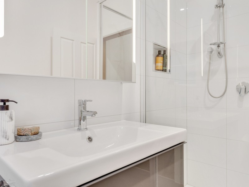 101 Springhall Parade, Pascoe Vale South VIC 3044