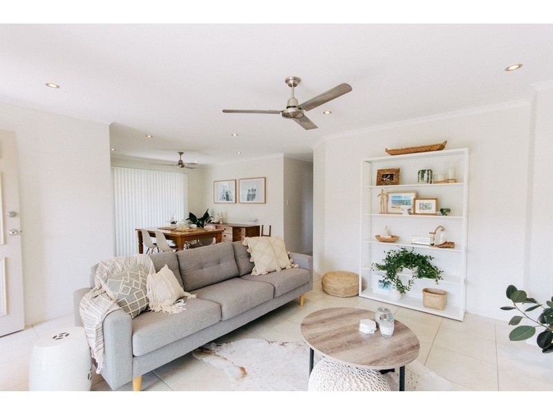 16 Elaine Street, Southport QLD 4215