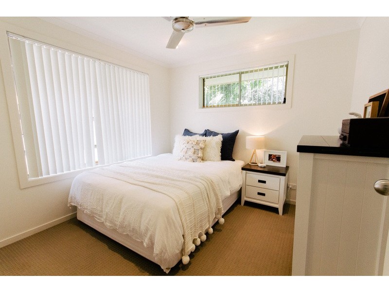 16 Elaine Street, Southport QLD 4215