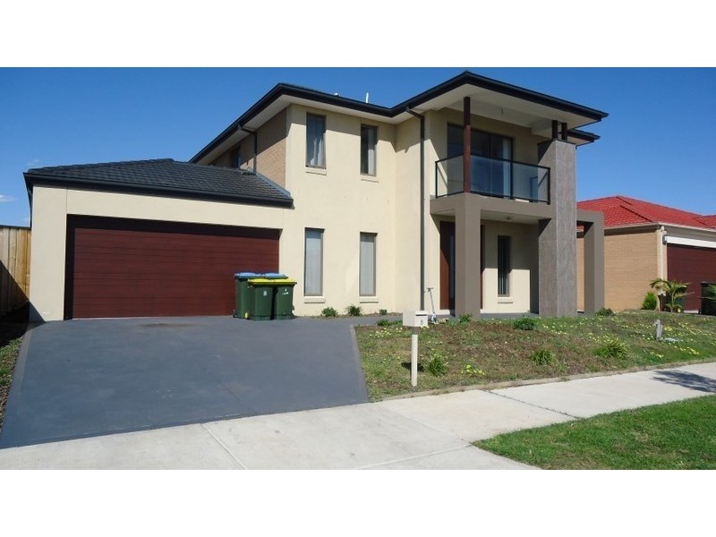 8 Goldsborough Drive, Truganina VIC 3029