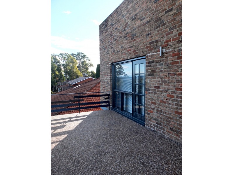 8 Caithness Crescent, Winston Hills NSW 2153