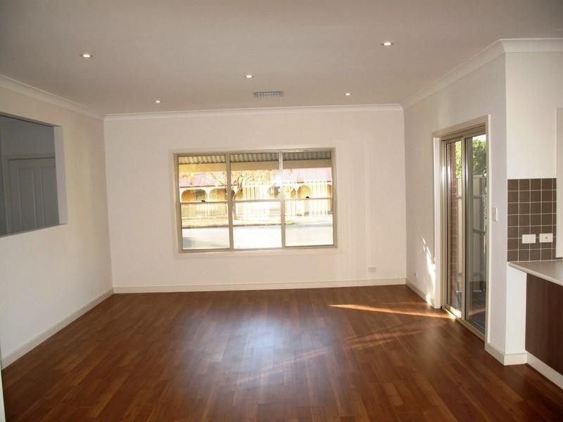 8A Crystal Avenue, St Marys SA 5042