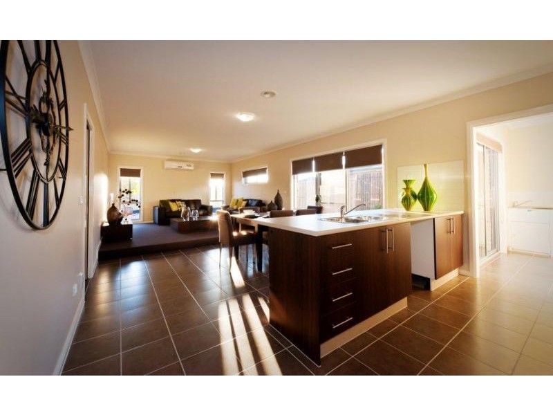 Melton South VIC 3338