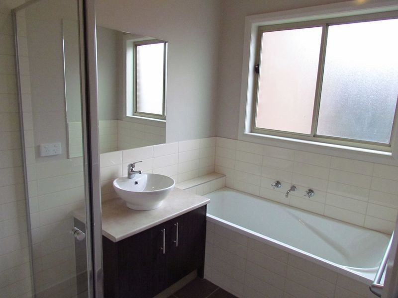 Melton South VIC 3338