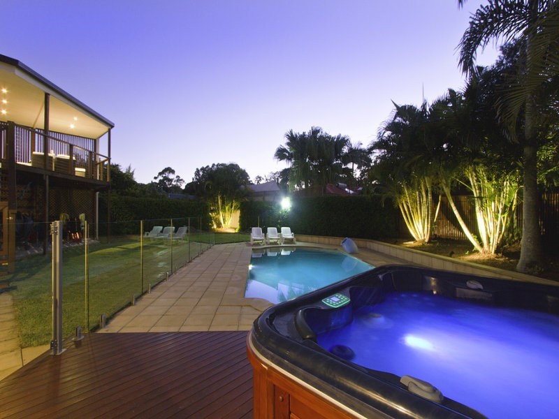 215 Mallawa Drive, Palm Beach QLD 4221