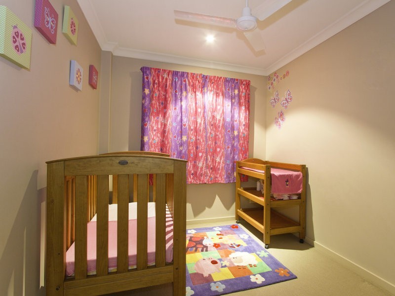 215 Mallawa Drive, Palm Beach QLD 4221