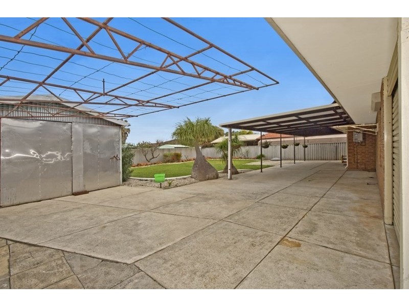 107 Malibu Road, Safety Bay WA 6169