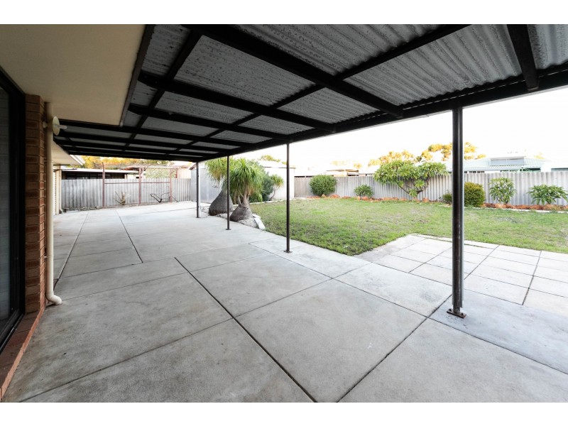 107 Malibu Road, Safety Bay WA 6169