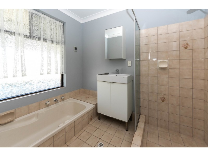 107 Malibu Road, Safety Bay WA 6169