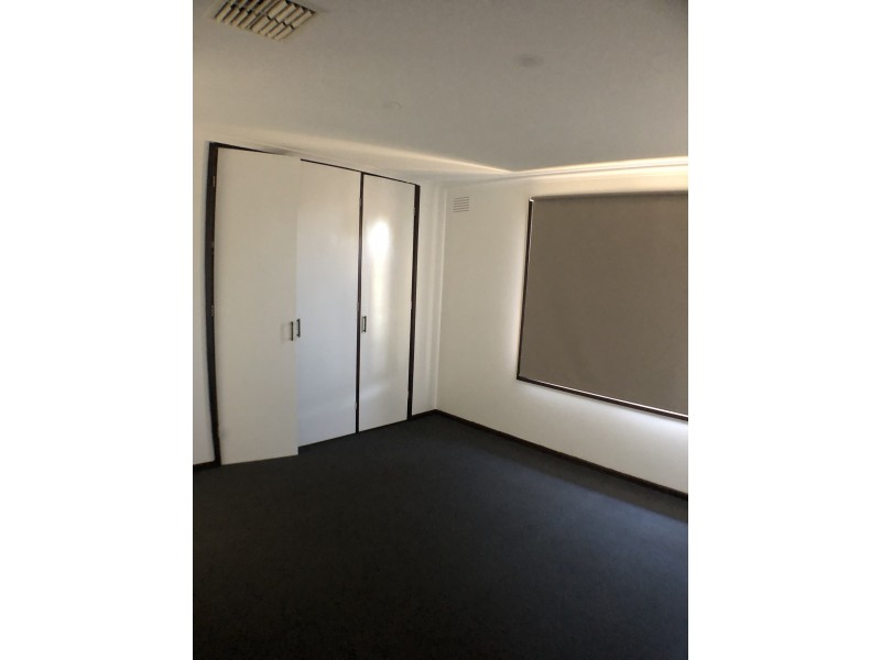 284 Sunshine Avenue, Kealba VIC 3021