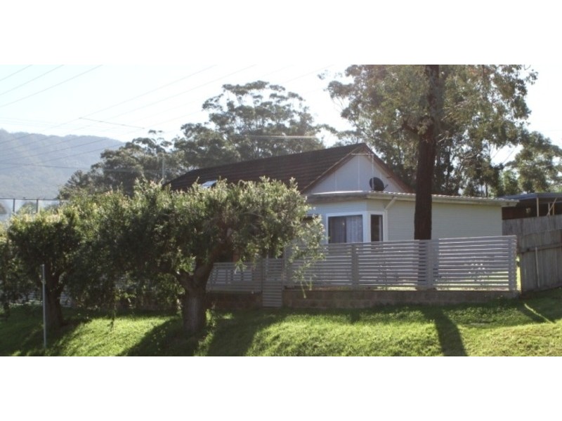 49 Thompson Street, Woonona NSW 2517