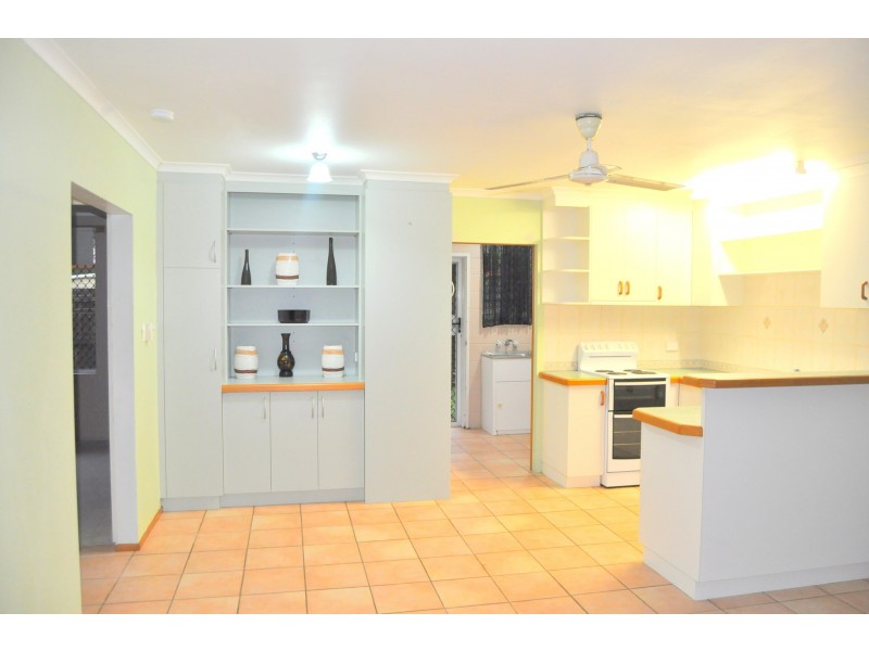 1 & 2/1 Maguire Street, Andergrove QLD 4740