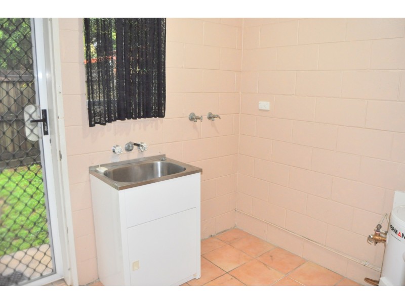 1 & 2/1 Maguire Street, Andergrove QLD 4740