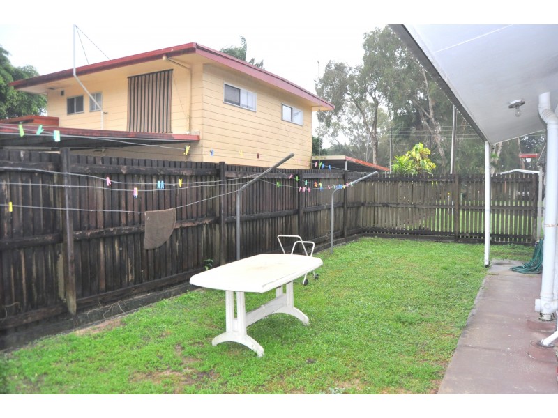 1 & 2/1 Maguire Street, Andergrove QLD 4740