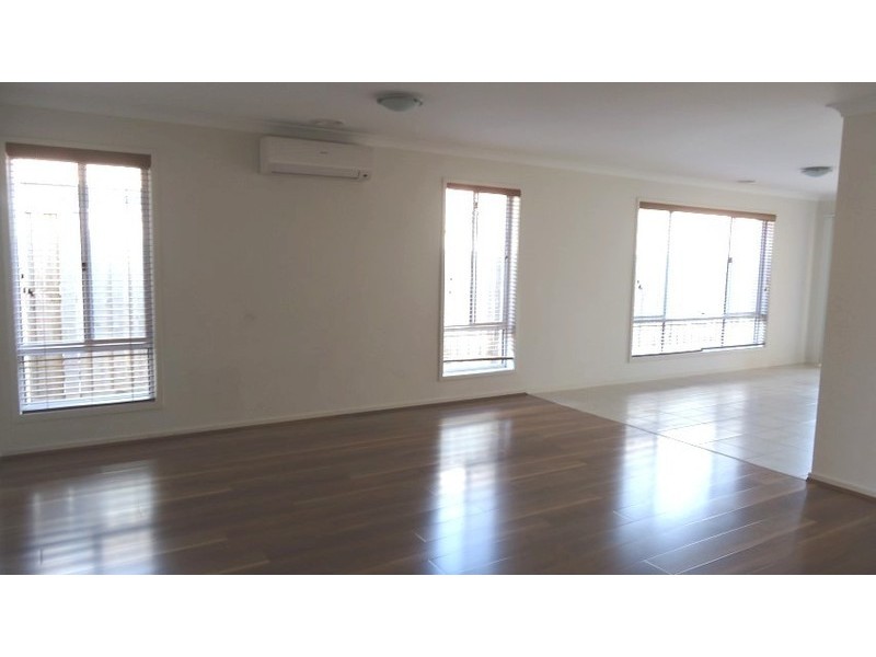 25 Ferriman Way, Truganina VIC 3029