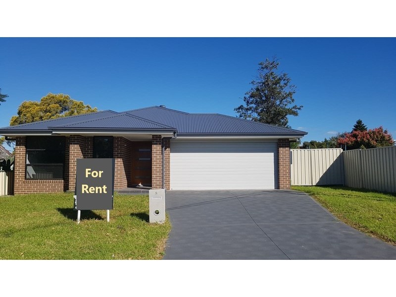 2 Third Avenue, Rutherford NSW 2320