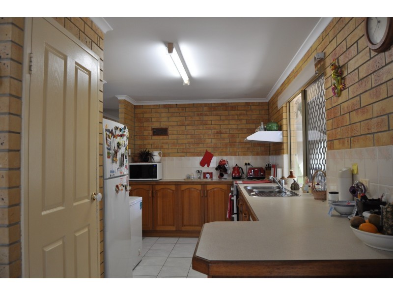 12 Scott Court, Bucasia QLD 4750