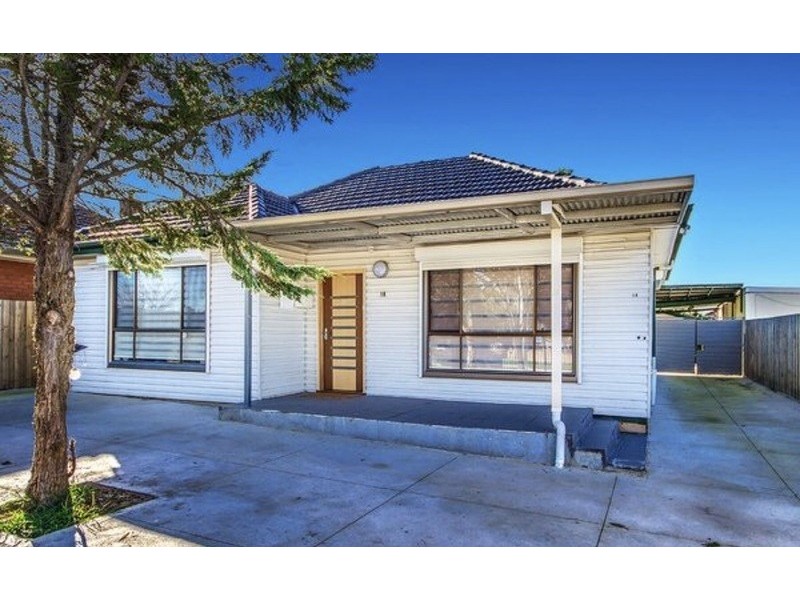 18 View Street, St Albans VIC 3021