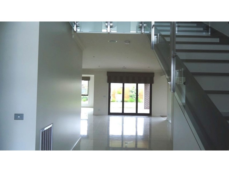 30 Pegasus Road, Cranbourne West VIC 3977