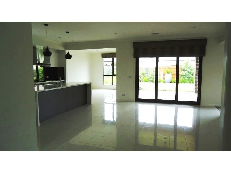 30 Pegasus Road, Cranbourne West VIC 3977