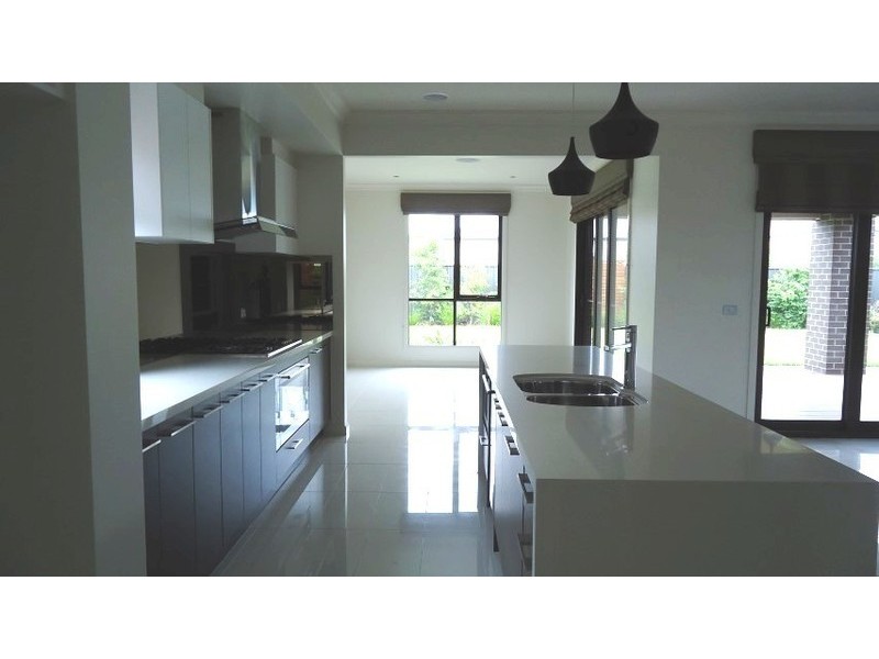 30 Pegasus Road, Cranbourne West VIC 3977