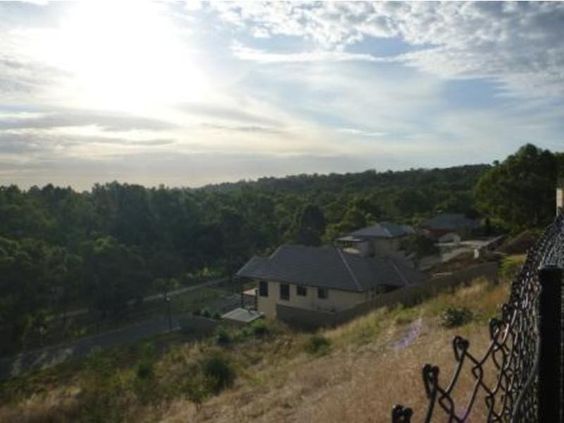 23 The Promenade, Highbury SA 5089