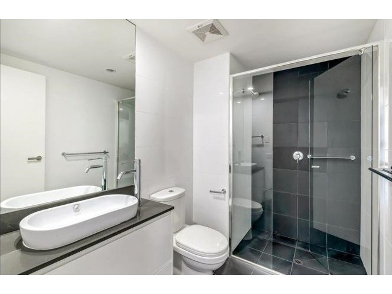 9/320 Sir Fred Schonell Drive, St Lucia QLD 4067