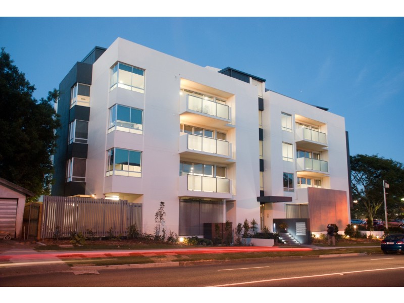 9/320 Sir Fred Schonell Drive, St Lucia QLD 4067