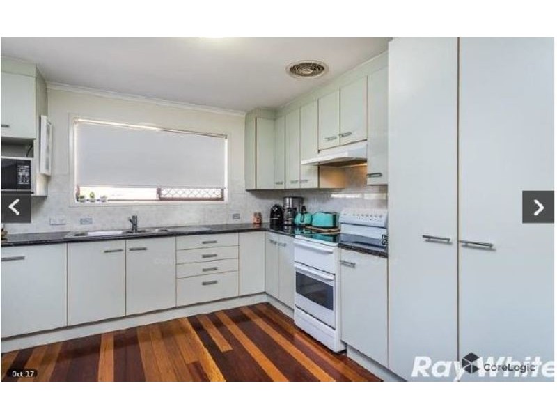 8 Campbell Street, Kallangur QLD 4503