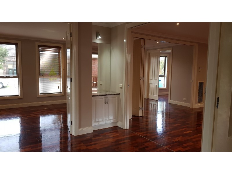 30 Healey Drive, Epping VIC 3076