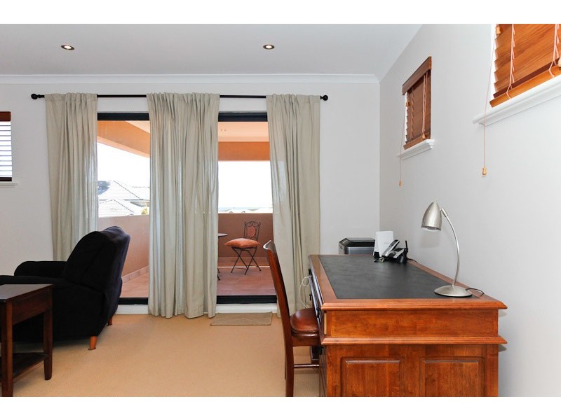 54 Discovery Circuit, Iluka WA 6028