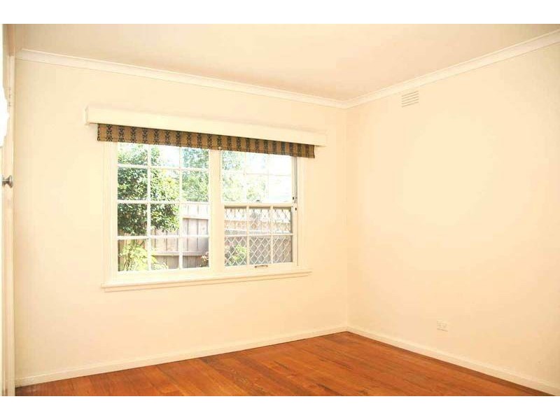 8/5 Pakenham Street, Blackburn VIC 3130