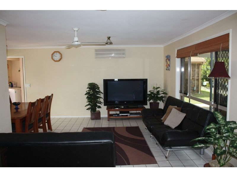 43 Village Way, Oxenford QLD 4210