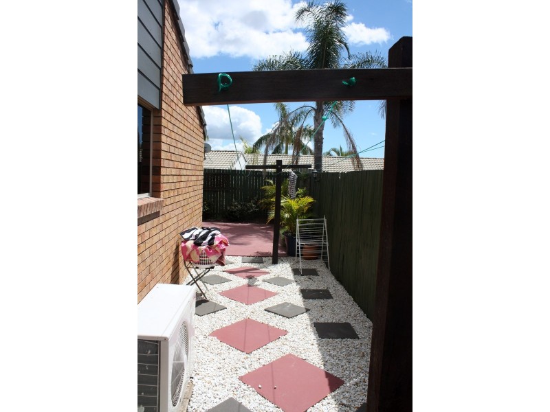 43 Village Way, Oxenford QLD 4210