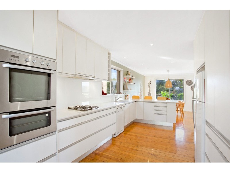 6 Ennerdale Crescent, Wheeler Heights NSW 2097