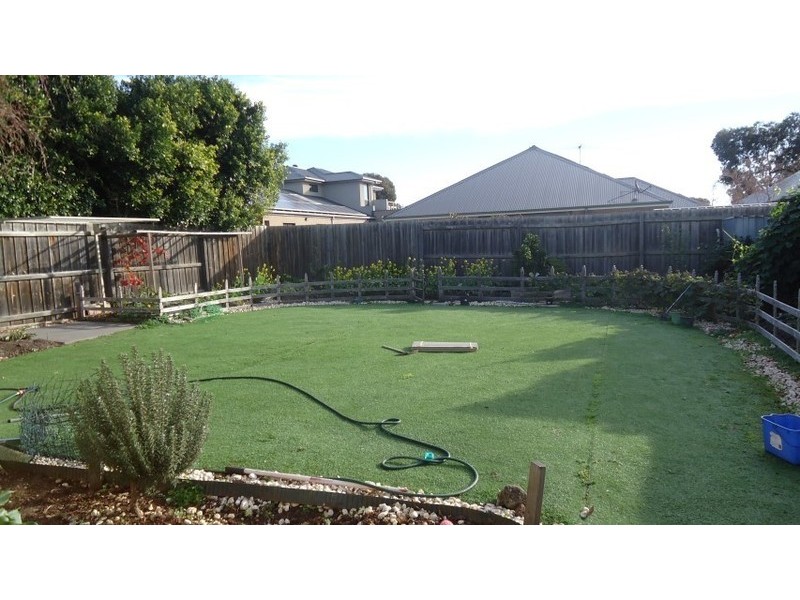 19 Emily Crescent, Point Cook VIC 3030