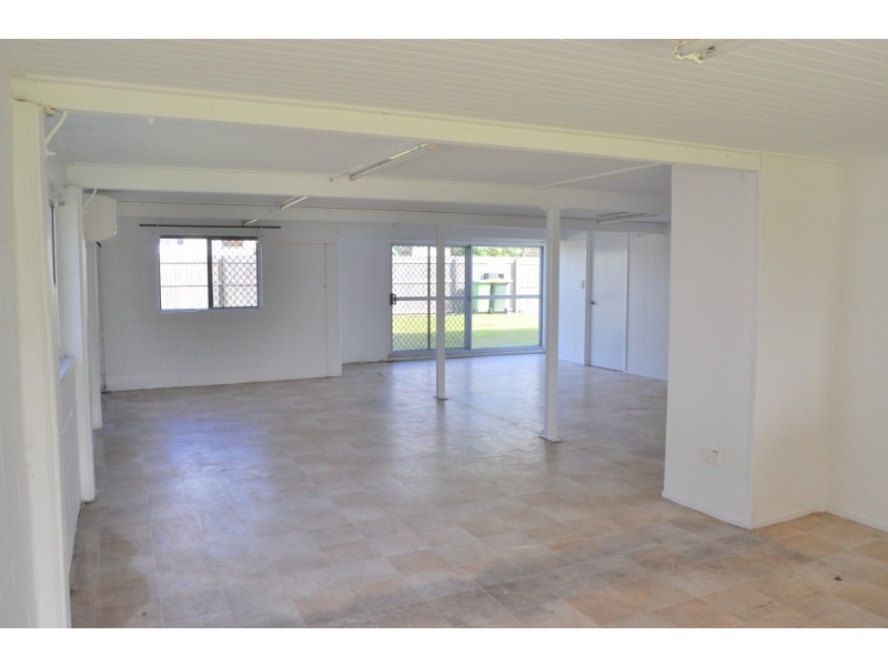 28 Edward Street, South Mackay QLD 4740