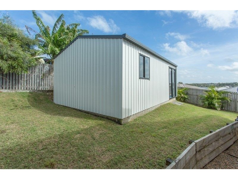 17 Brearley Court, Rural View QLD 4740