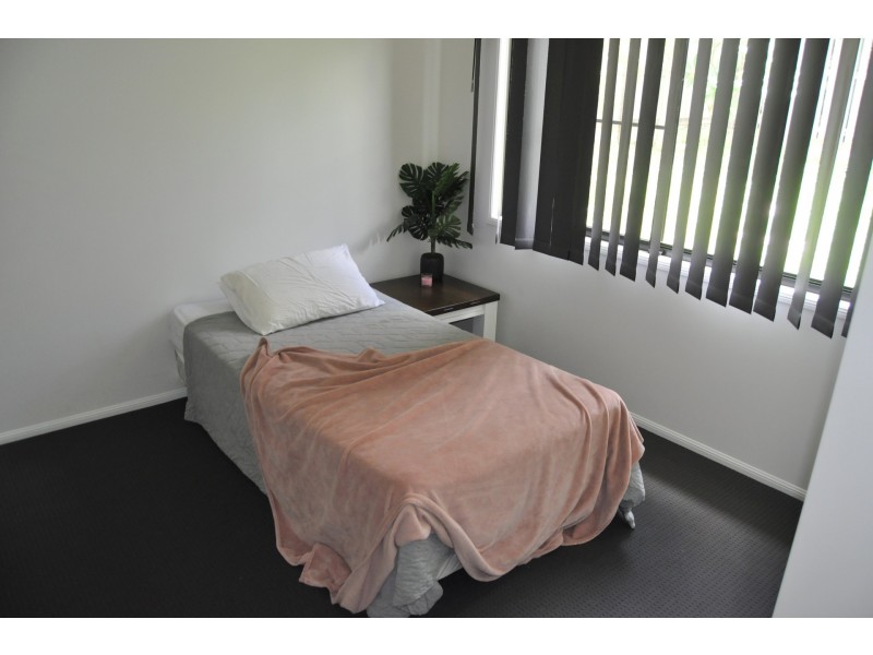 17 Brearley Court, Rural View QLD 4740