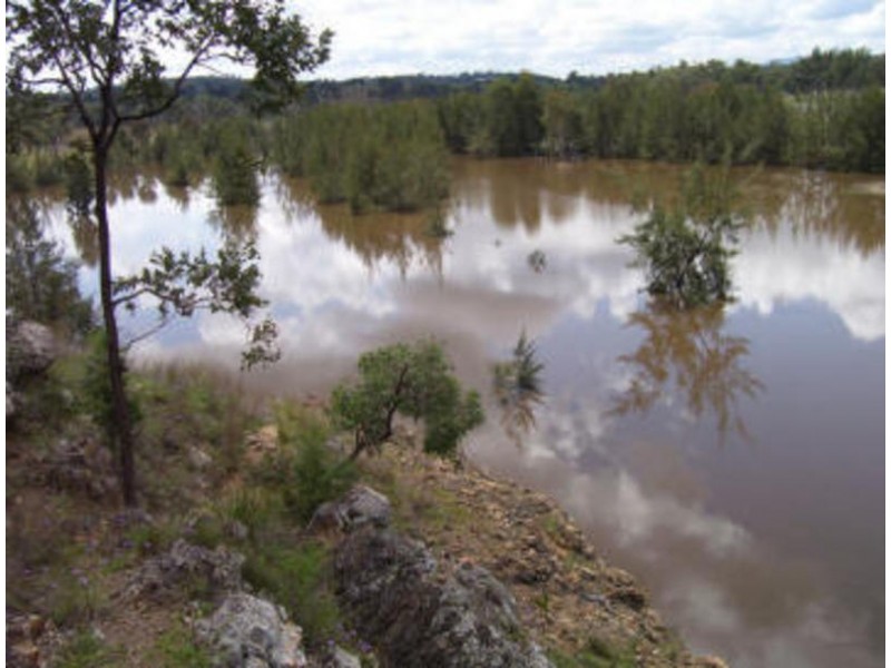 McLeod Lodge 83 Rockhampton Rd, Stanthorpe QLD 4380